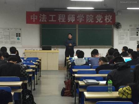 http://ecpkn.cq-qh.com/_data/2016/11/18/0f7a8ae1_8059_43f4_8017_39e41594153c/images/1.jpg